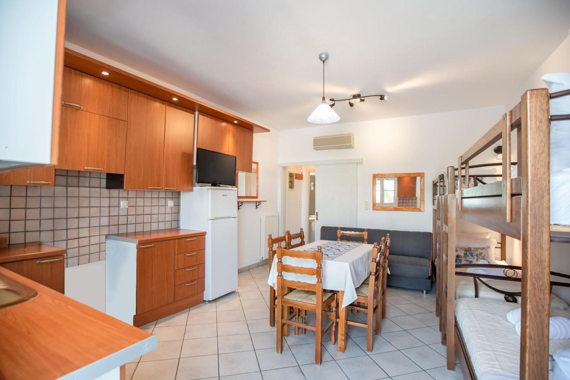 Kontaratos Studios & Apartments ปาริเกีย ภายนอก รูปภาพ