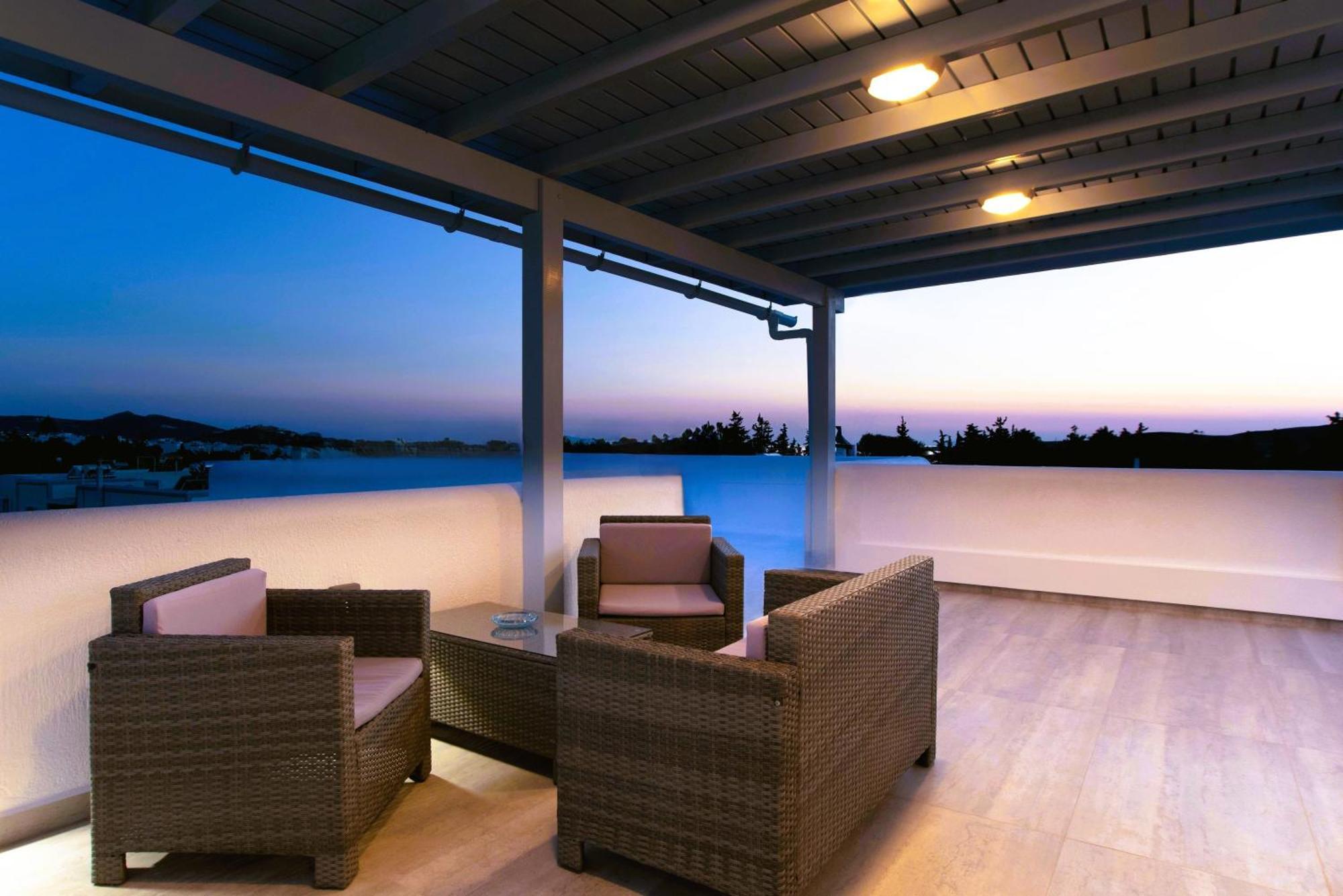 Kontaratos Studios & Apartments ปาริเกีย ภายนอก รูปภาพ